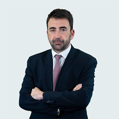 Dr. Gonzalo ARÉVALO NIETO